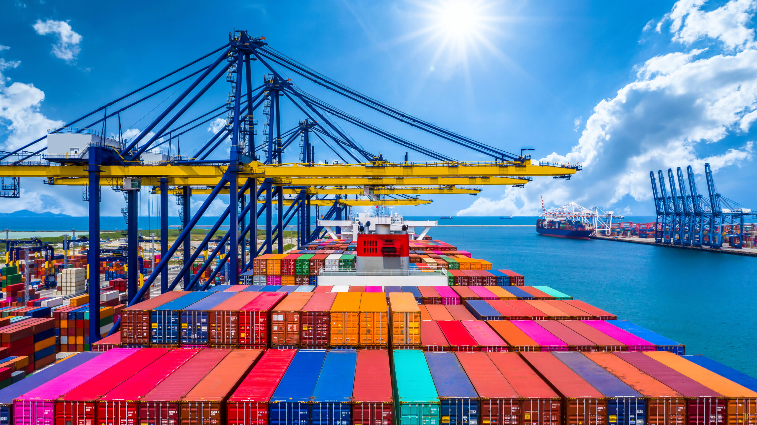 Drewry: The World Container Index Decreased 1% This Week 08-2026