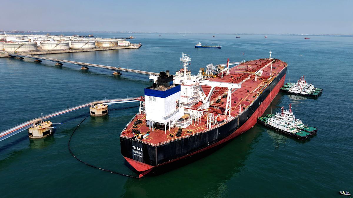 China Tankers Join Line to Test Hormuz Exit and Iran Truce