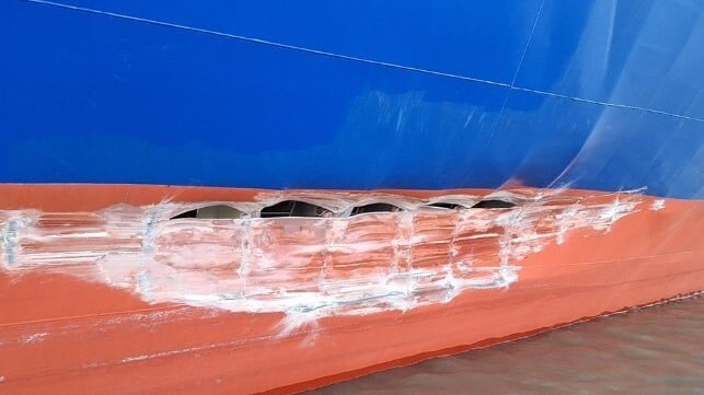 The car carrier CMA CGM Monza damaged its hull when it collided with a bridge pier at Bremerhaven port.