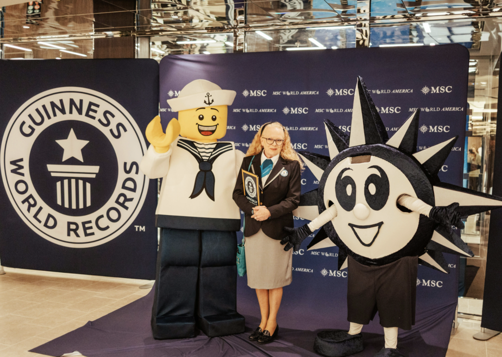 Msc cruise : Into the Record Books with Longest Line of Lego®ship