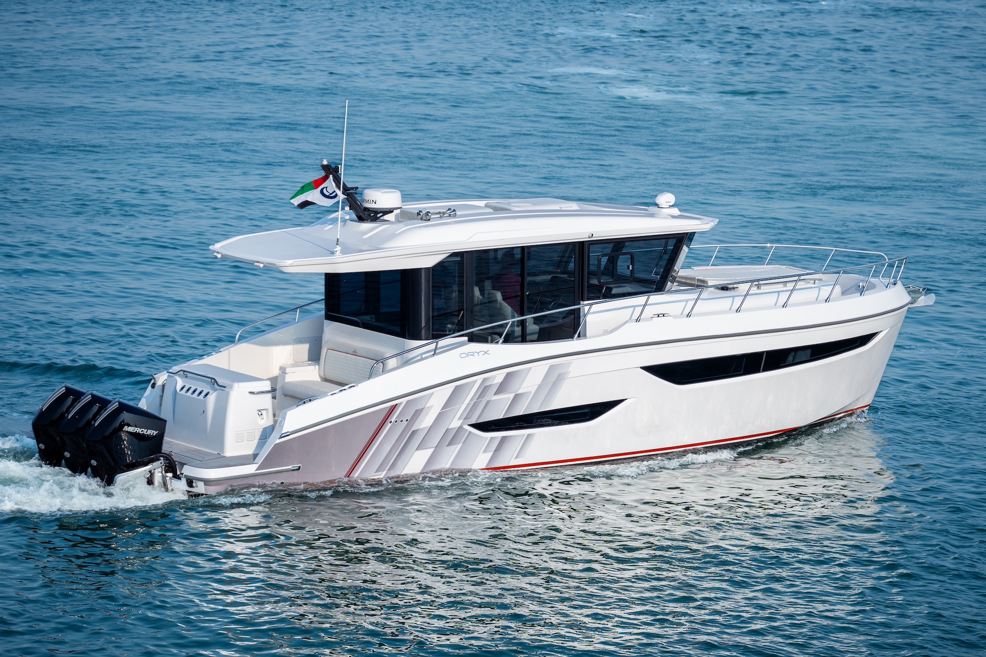 ORYX 37LX Cross Cabin Cruiser Premiers At Abu -Dhabi International Boat Show 2025