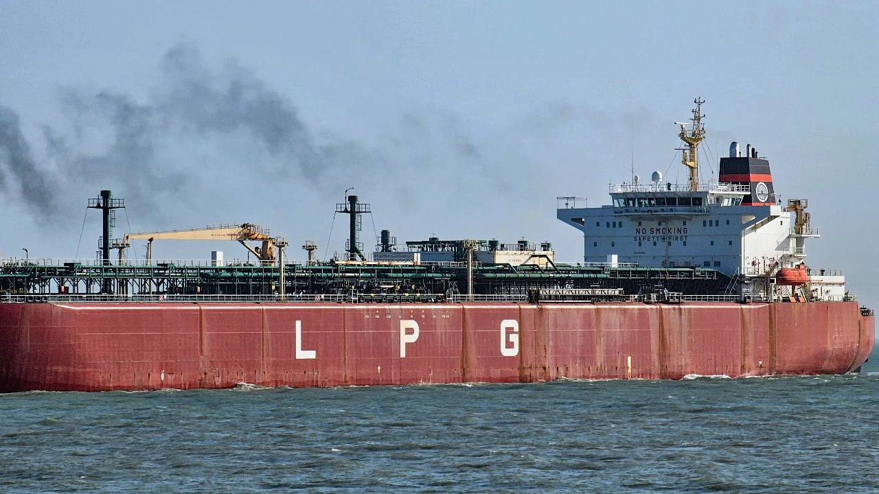 Two more tankers bound for India have set sail through the Strait of Hormuz.