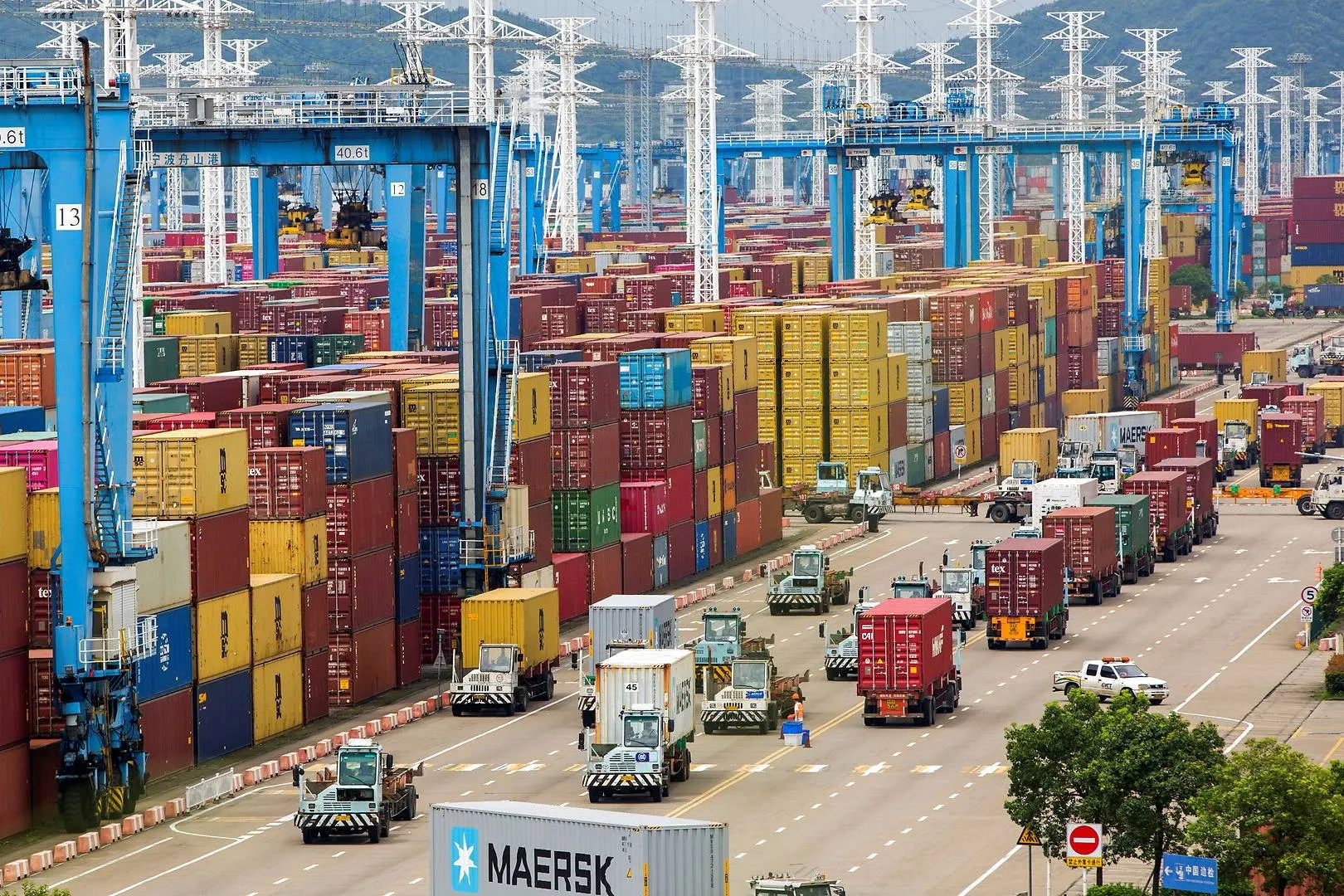 Drewry : World Container Index – May