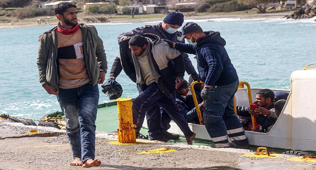 18 Egyptians missing and 3 others dead in the sinking of an illegal immigration boat - Details
