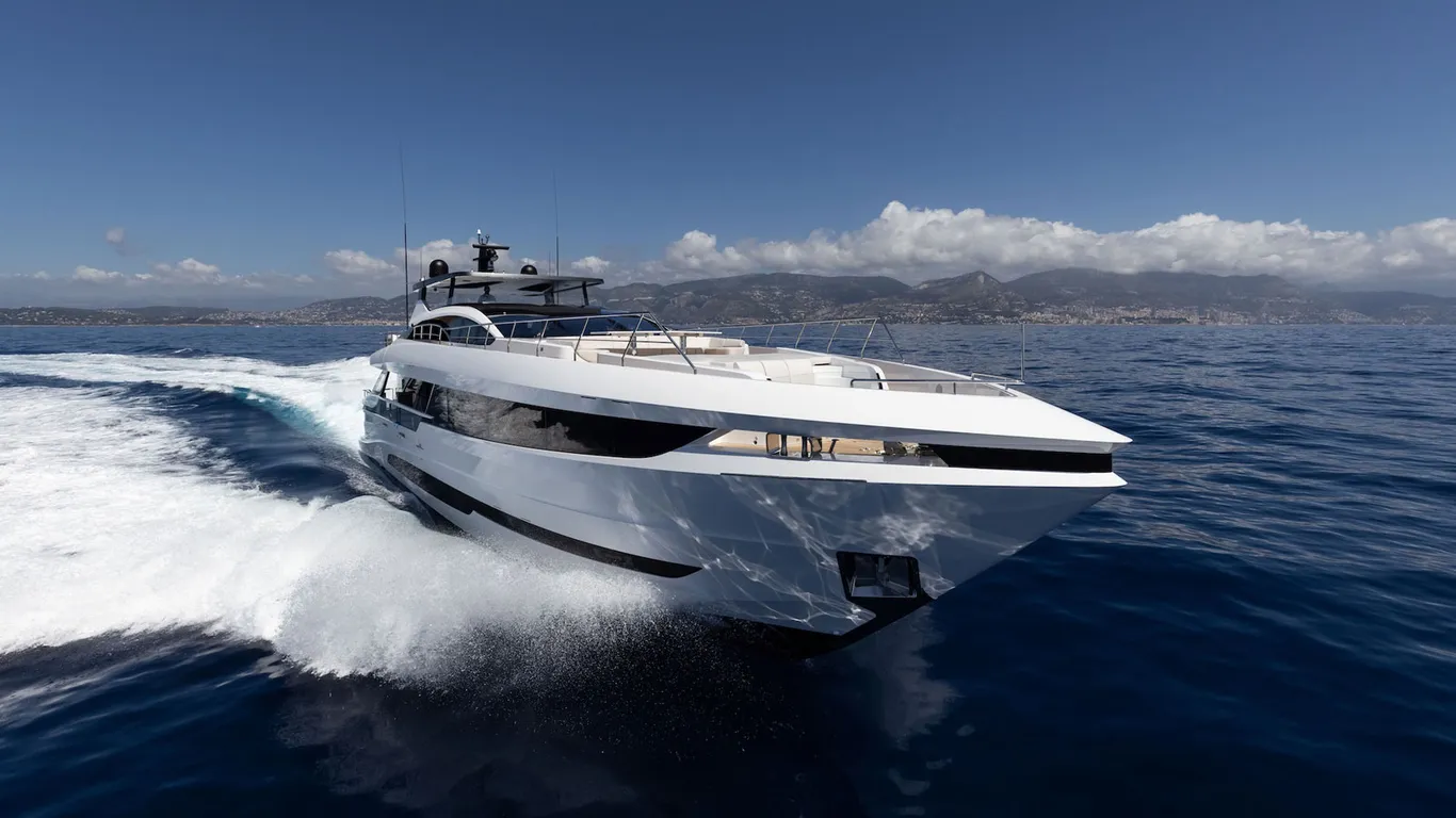 Mangusta GranSport 34: The second high-displacement unit sold