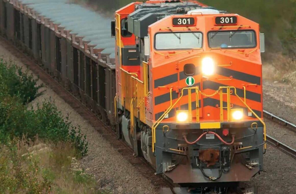 North American supply chains creak as 80% of railways shut down Maritime Tickers