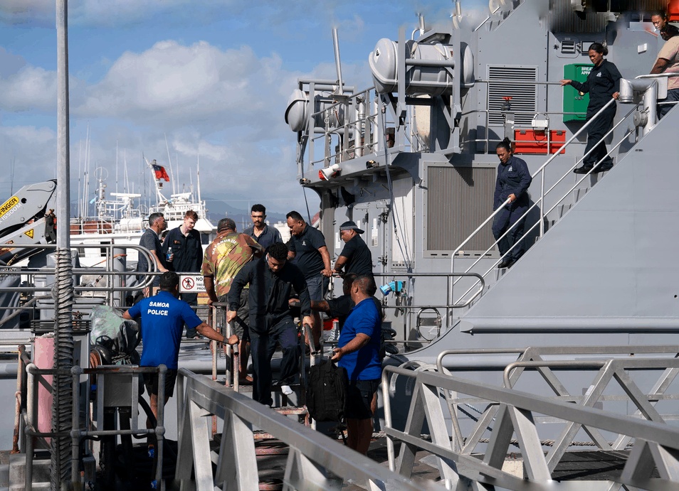 Mysterious incident The sinking of HMNZS Manawanui of Siumu Maritime Tickers.webp