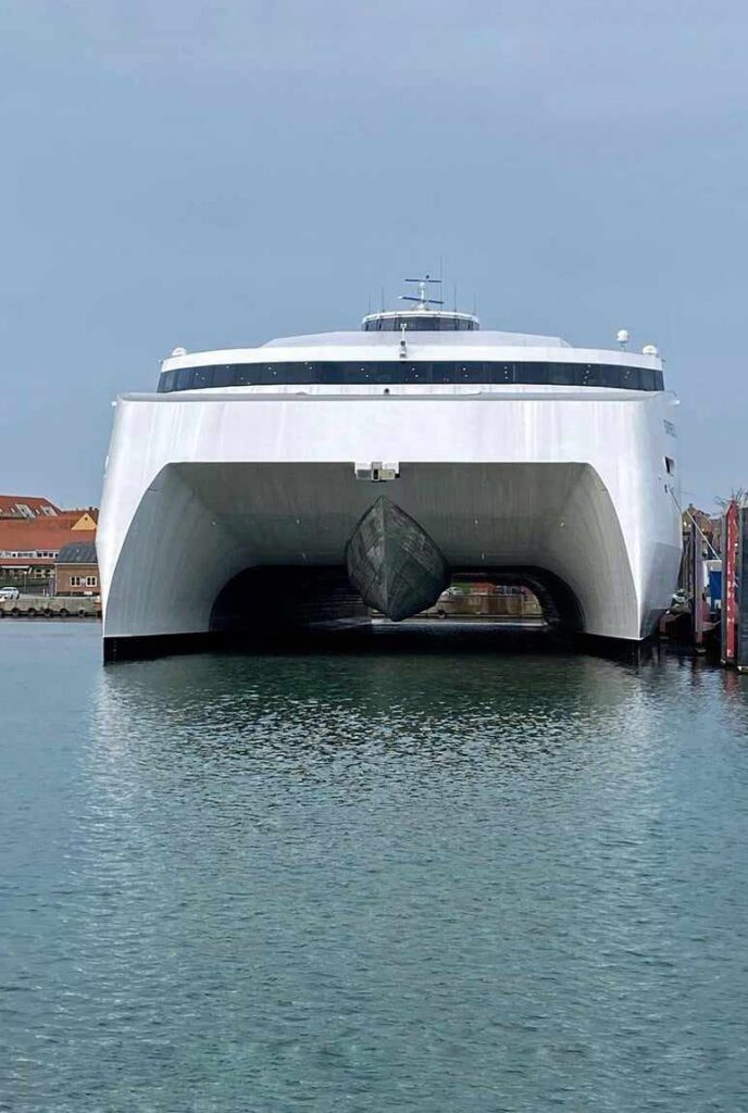 Third collision in a year for the world's largest fast ferry Express 5 Maritime Tickers