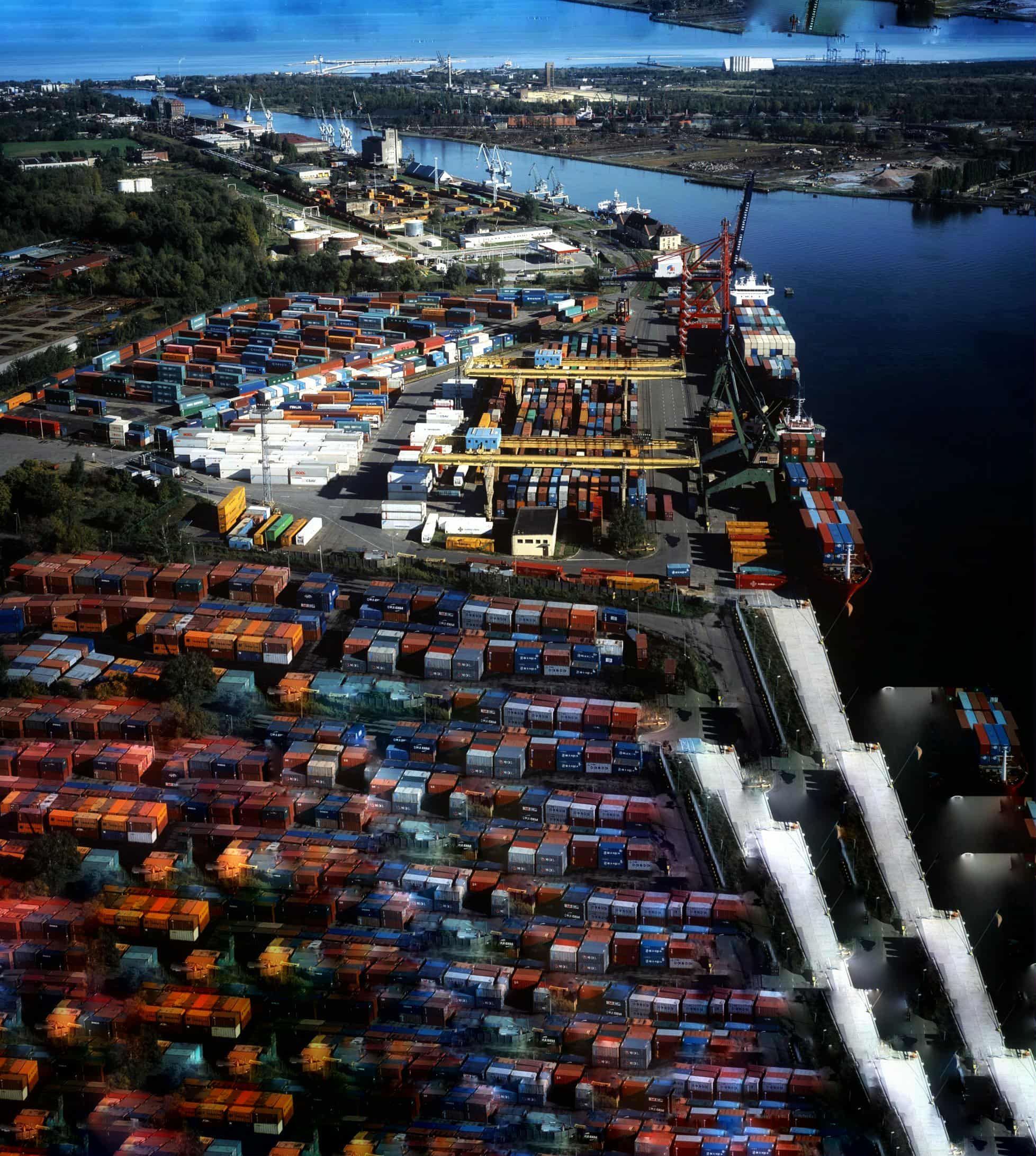 Northern European ports will still Struggle with Congestion Maritime Tickers.jpg