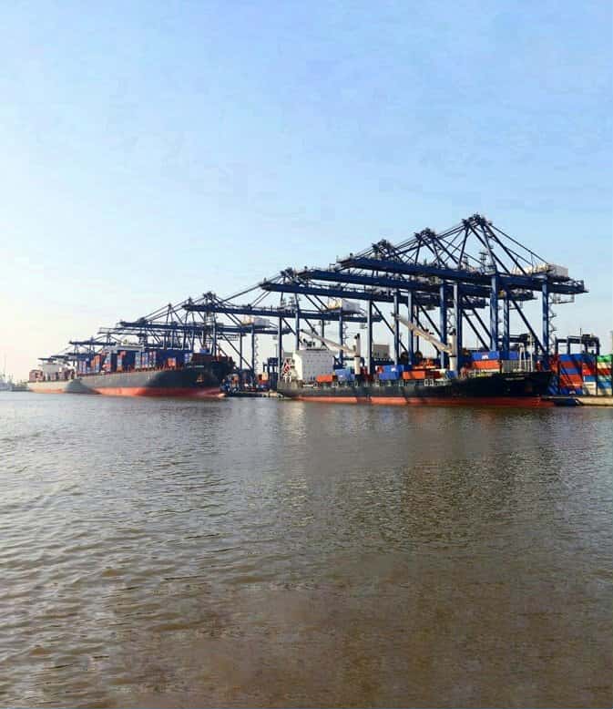 Pak bans Indian-flagged ships from entering the country's ports.Maritime Tickers
