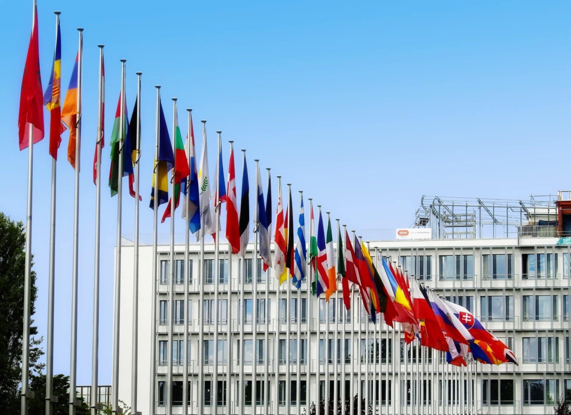 EU ports falling behind on onshore power supply ahead of 2030 Maritime Tickers.jpg