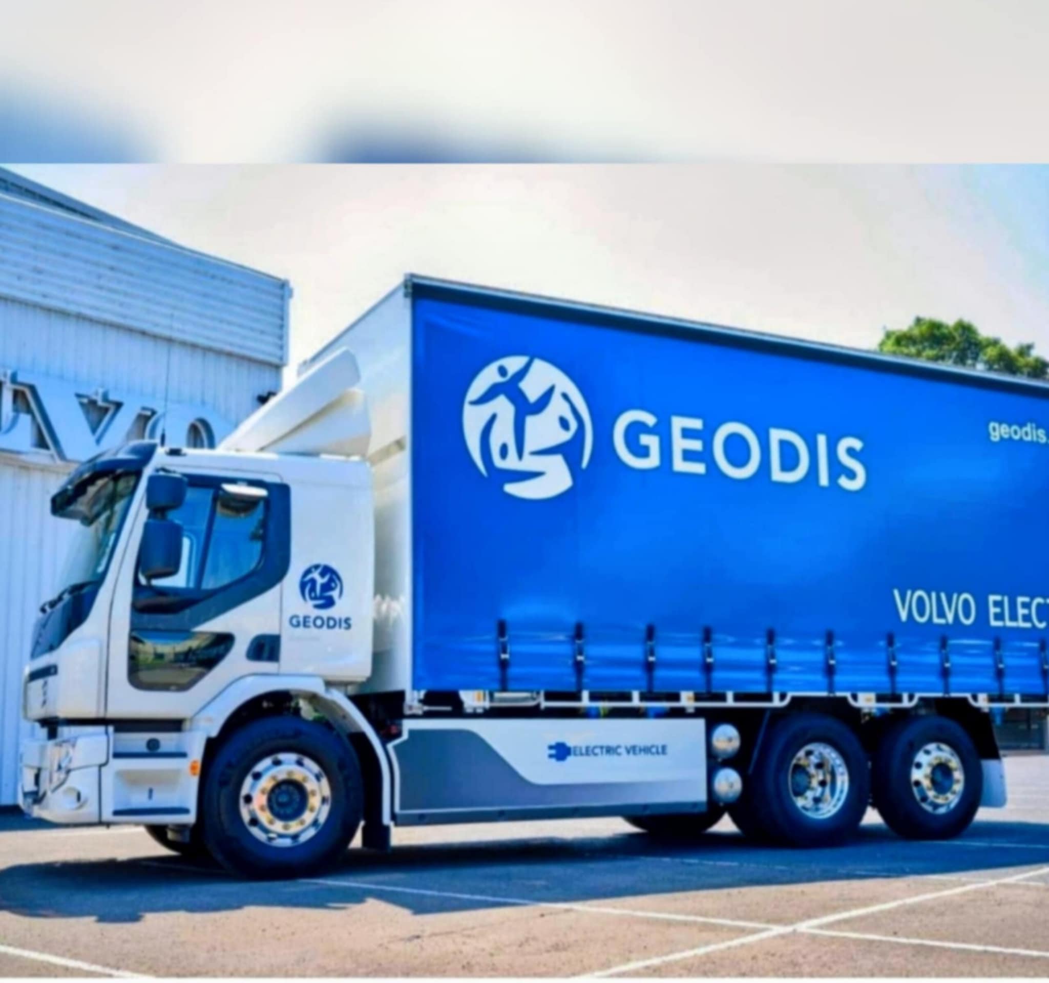 GEODIS launches a new fully digital sales channel Maritime Tickers